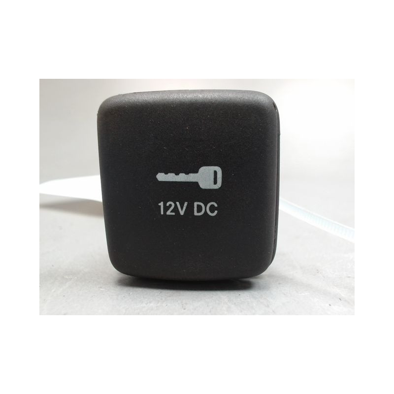 PRISE 12V AV FIAT 500