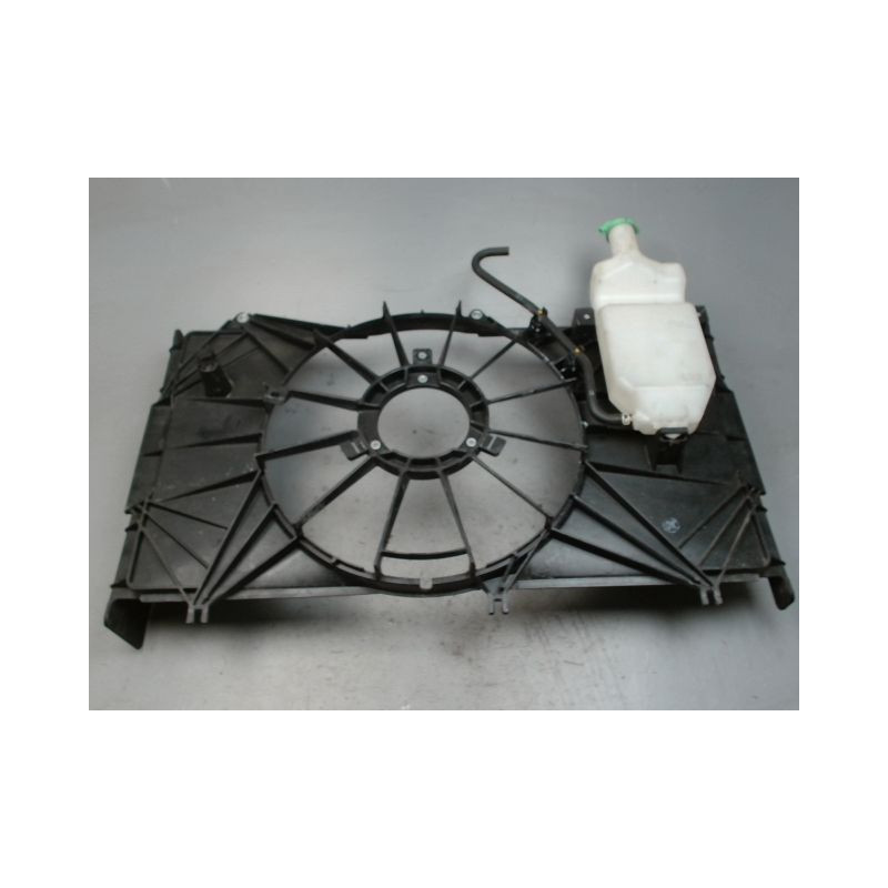 SUPPORT DE VENTILATEUR SUZUKI VITARA