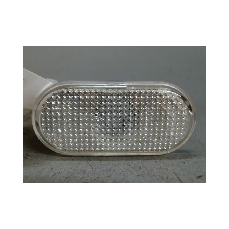 REPETITEUR AILE GAUCHE RENAULT TWINGO 2 2007-