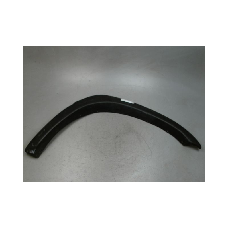 ELARGISSEUR AILE AVANT DROIT TOYOTA RAV4 -97