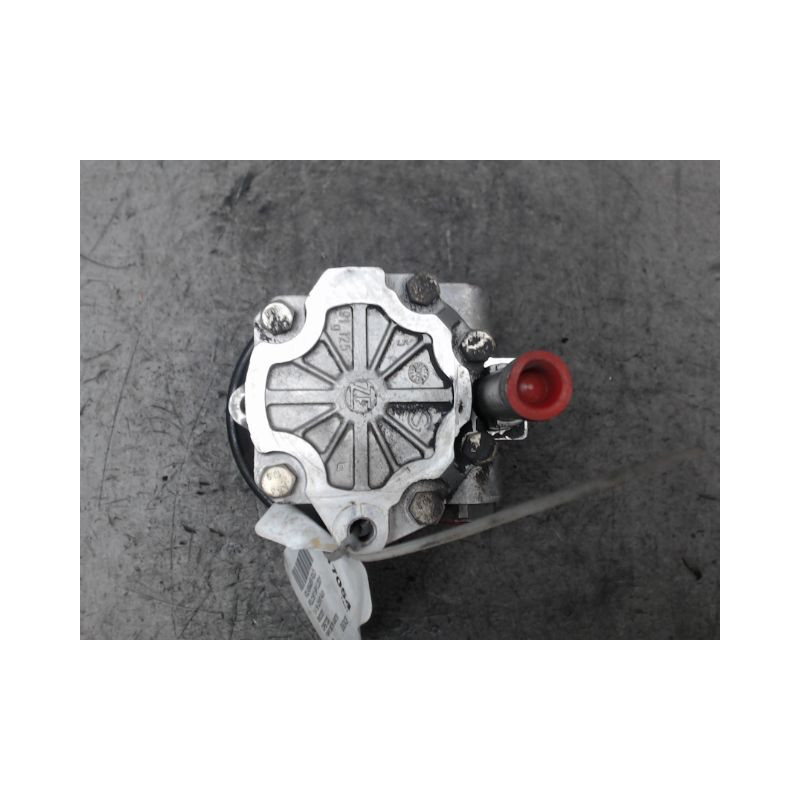 POMPE DIRECTION ASSISTEE VOLKSWAGEN POLO 99-2001