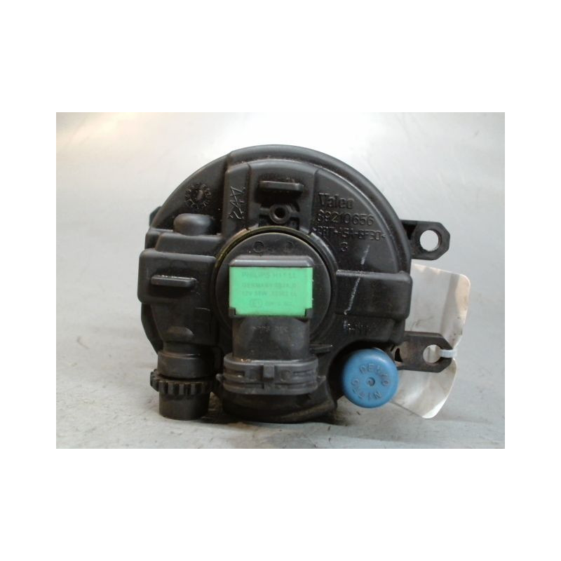 PHARE ANTIBROUILLARD AVANT DROIT TOYOTA AURIS 2010-