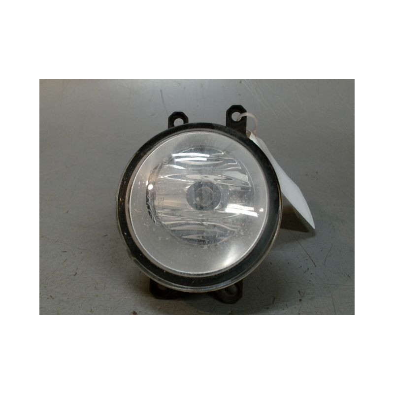 PHARE ANTIBROUILLARD AVANT GAUCHE TOYOTA AURIS 2010-