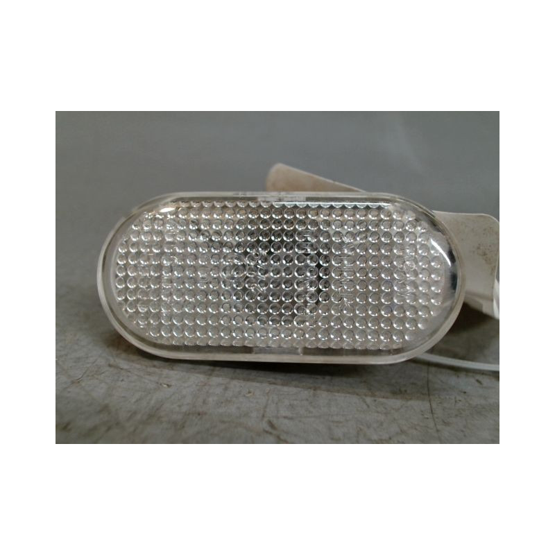 REPETITEUR AILE DROIT RENAULT TWINGO 2 2007-