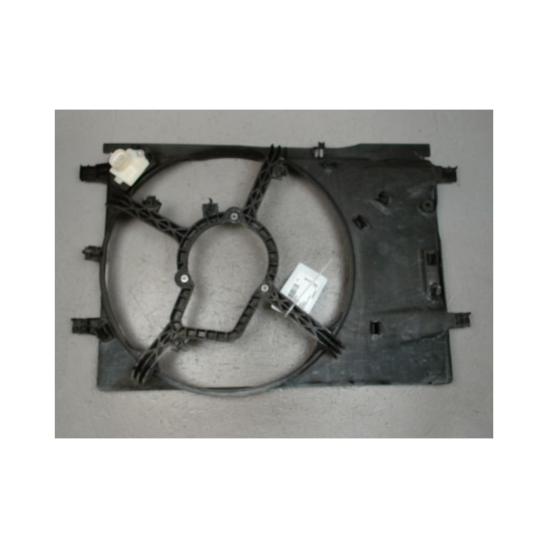 SUPPORT DE VENTILATEUR OPEL CORSA