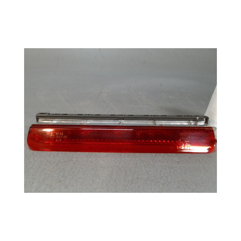 FEUX STOP SUPPLEMENTAIRE FIAT 500 2007-