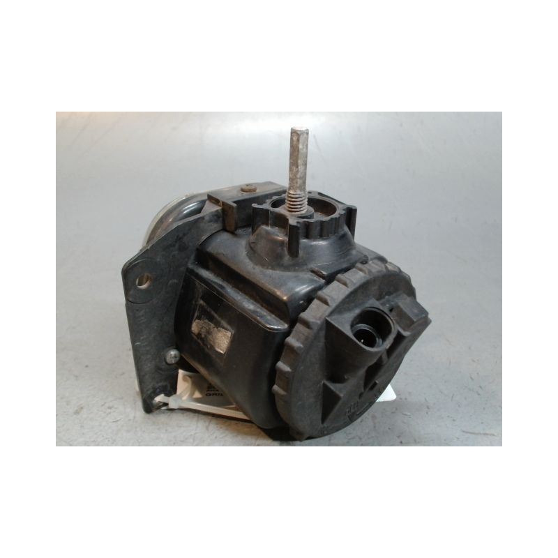 PHARE ANTIBROUILLARD AVANT DROIT ALFA ROMEO 159 SPORTWAGON