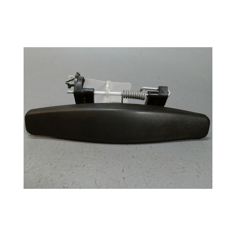 POIGNEE EXTERIEURE PORTE AVANT DROIT DACIA SANDERO 2008-