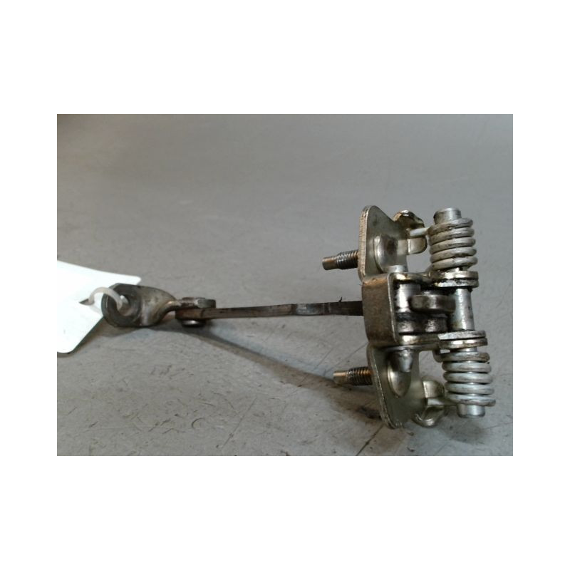 TIRANT PORTE AVANT GAUCHE DACIA SANDERO 2008-