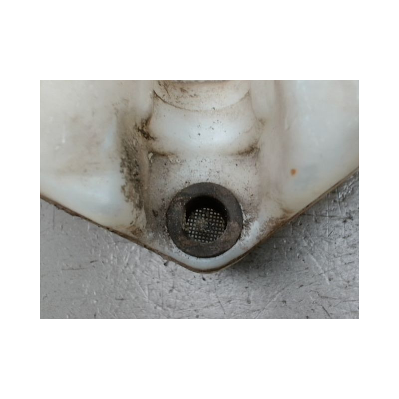 RESERVOIR LAVE-GLACE AVANT FORD MONDEO 2000-2007