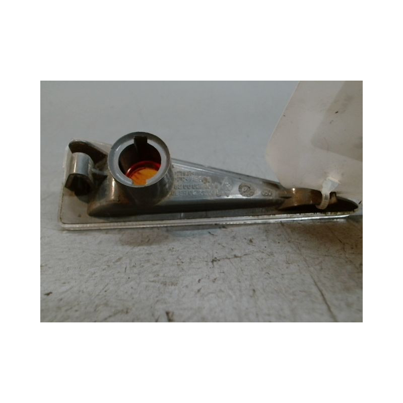 REPETITEUR AILE DROIT RENAULT SCENIC II PH1 02-06
