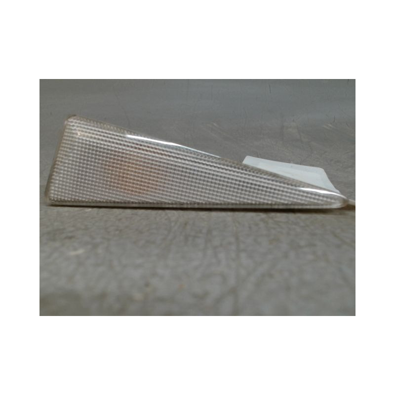 REPETITEUR AILE DROIT RENAULT MEGANE II PH 2 CPE 2006-