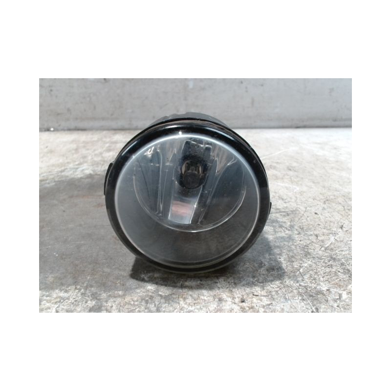 PHARE ANTIBROUILLARD AVANT GAUCHE NISSAN QHASQAI 2007-