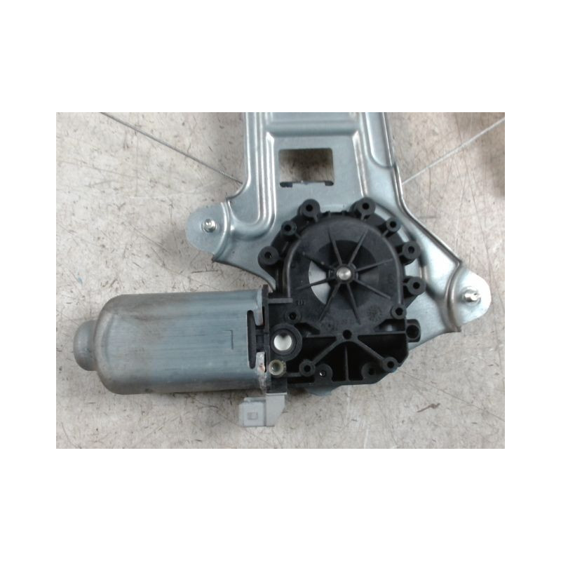 MECANISME+MOTEUR LEVE-GLACE ARRIERE DROIT CITROEN XSARA BREAK -2000