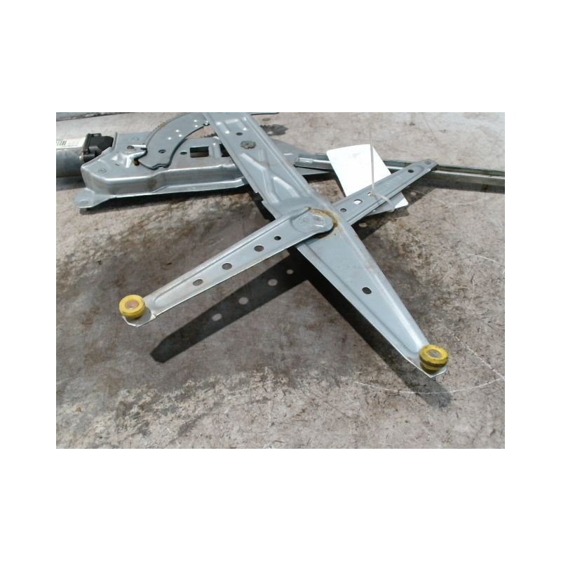 MECANISME+MOTEUR LEVE-GLACE AVANT DROIT RENAULT KANGOO 2003-2007