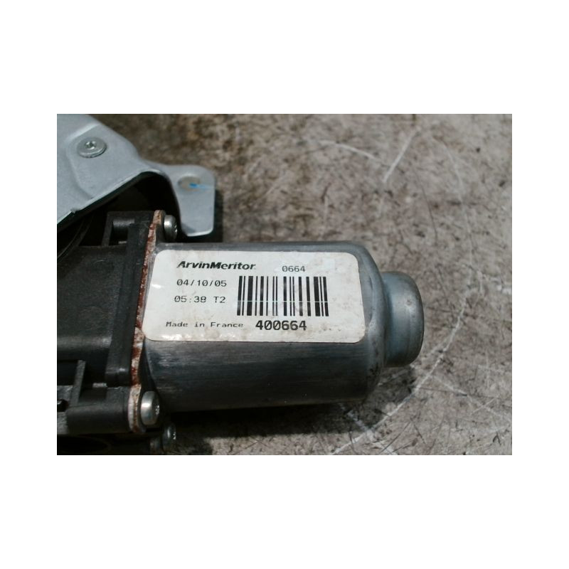 MECANISME+MOTEUR LEVE-GLACE AVANT DROIT RENAULT KANGOO 2003-2007