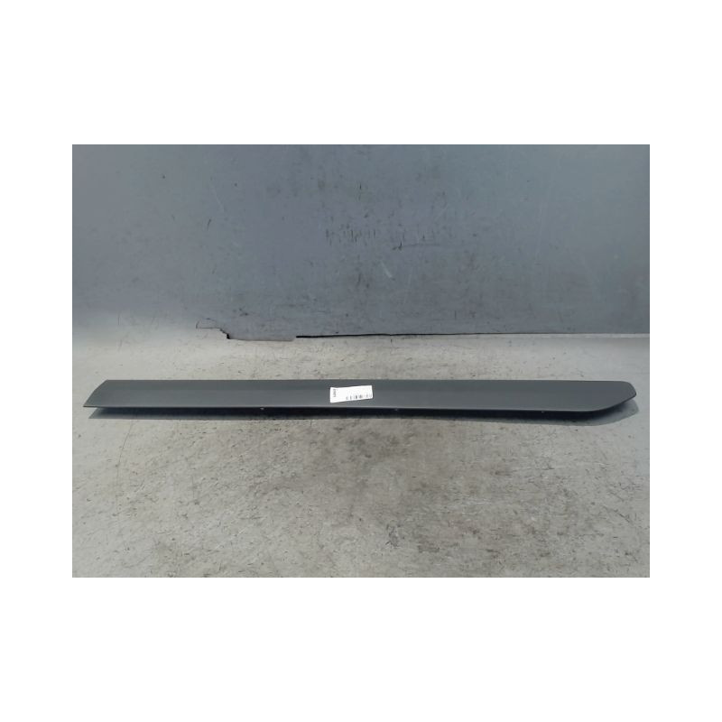 PROTECTION PORTE AVANT GAUCHE FORD T.COURIER