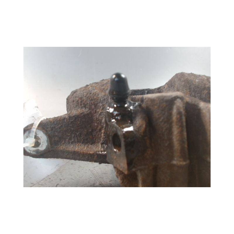 ETRIER DE FREIN AVANT GAUCHE PEUGEOT 207 3P
