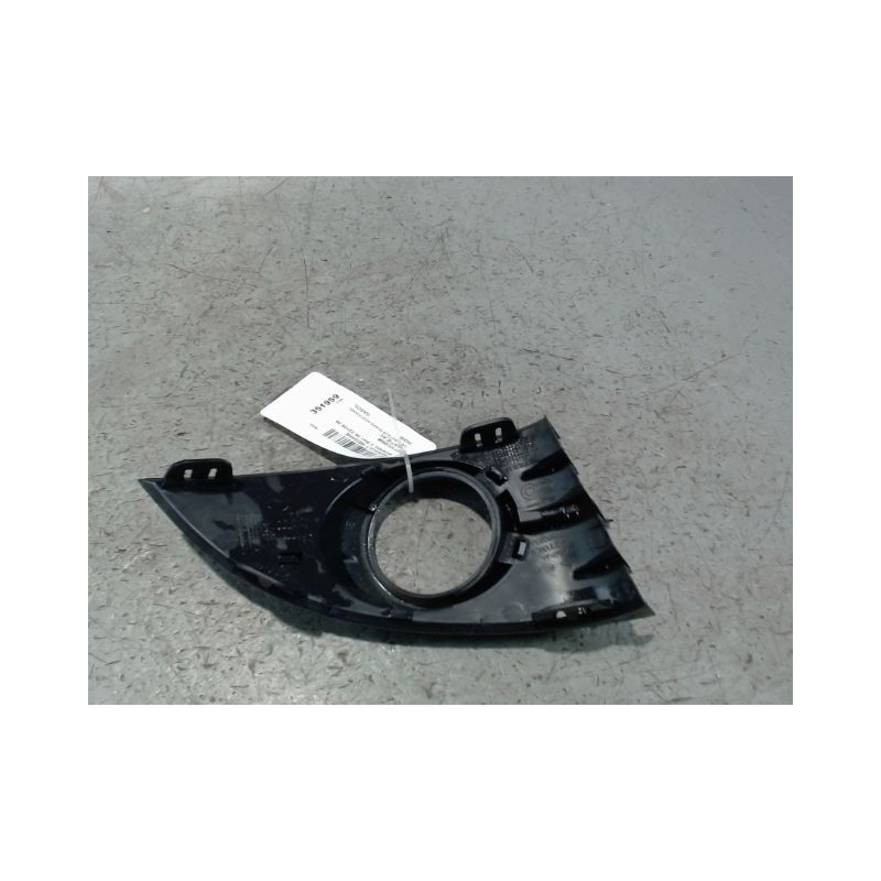 OBTURATEUR PHARE ADDITIONNEL PARE-CHOC AVG RENAULT SCENIC II PH1 02-06