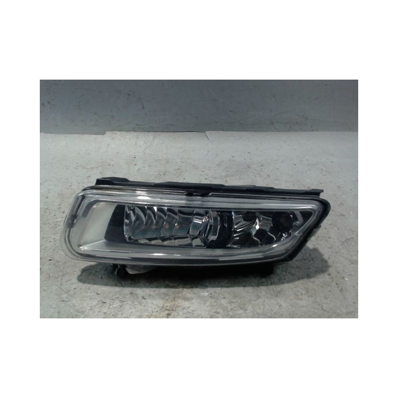 PHARE ANTIBROUILLARD AVANT GAUCHE VOLKSWAGEN POLO 2009-