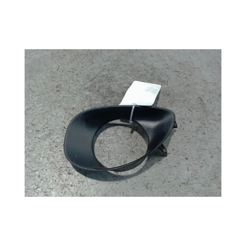 OBTURATEUR PHARE ADDITIONNEL PARE-CHOC AVG TOYOTA YARIS 2005-