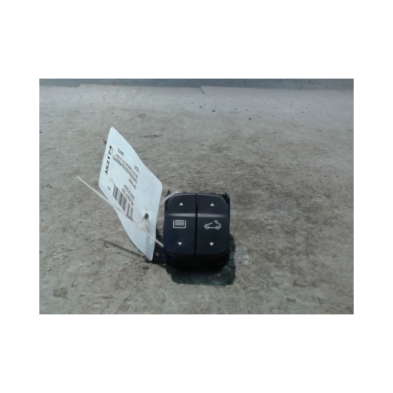 BOUTON COMMANDE TOIT OUVRANT PEUGEOT 3008 2009-