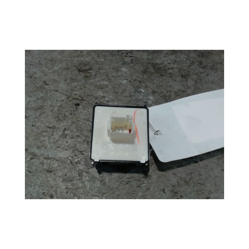 BOUTON COMMANDE TOIT OUVRANT PEUGEOT 3008 2009-