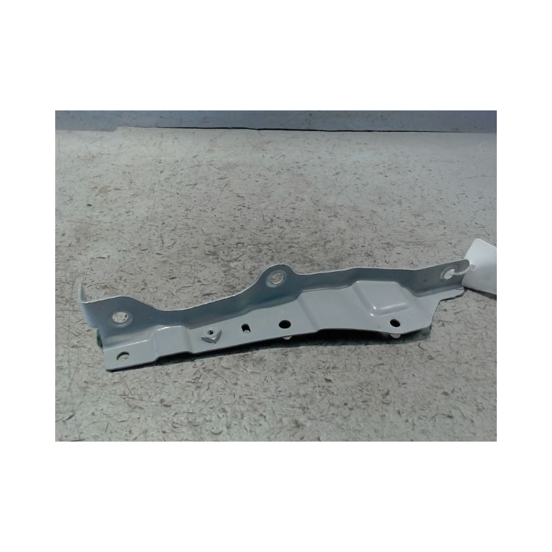 SUPPORT AILE AVD RENAULT CLIO IV