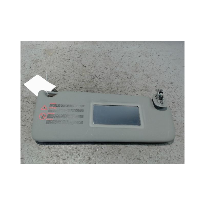 PARE-SOLEIL D RENAULT CLIO II CAMPUS 06-