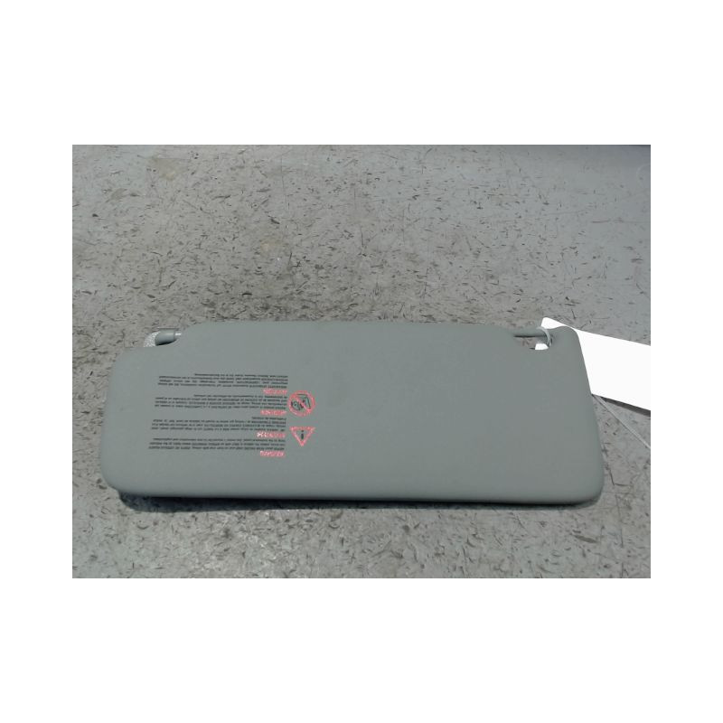 PARE-SOLEIL D RENAULT CLIO II CAMPUS 06-