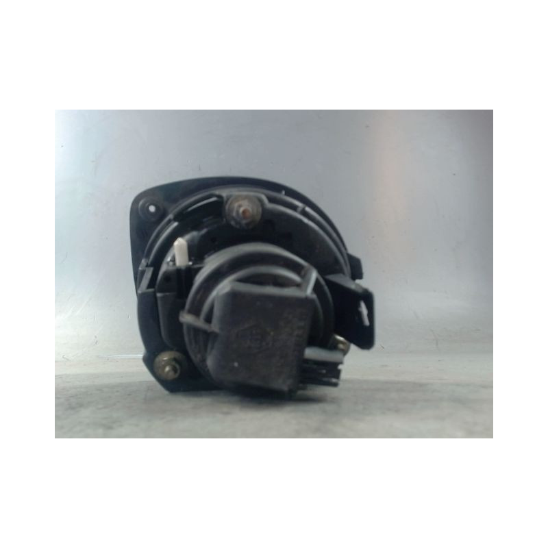 PHARE ANTIBROUILLARD AVANT GAUCHE RENAULT CLIO II PH.1 98-2001
