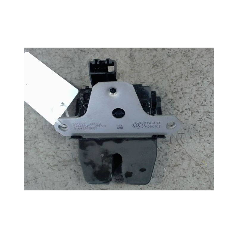 SERRURE HAYON  VOLVO V40 2000-