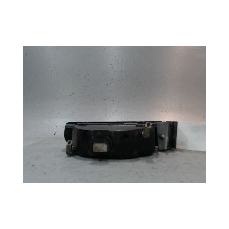 PHARE ANTIBROUILLARD AVANT DROIT B.M.W. SERIE 3
