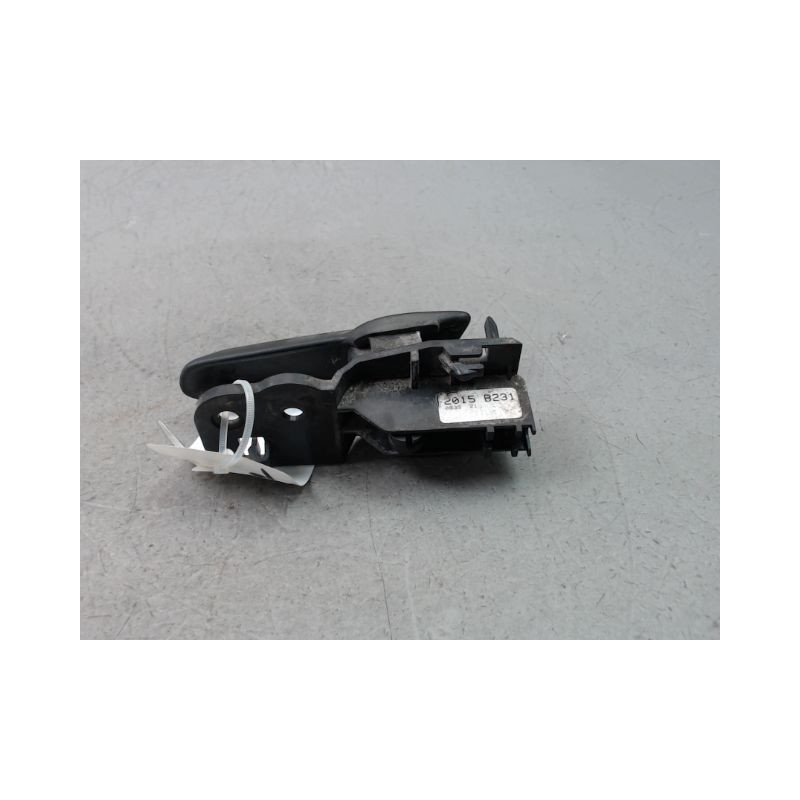 POIGNEE INTERIEURE PORTE AVANT GAUCHE IVECO 35C13