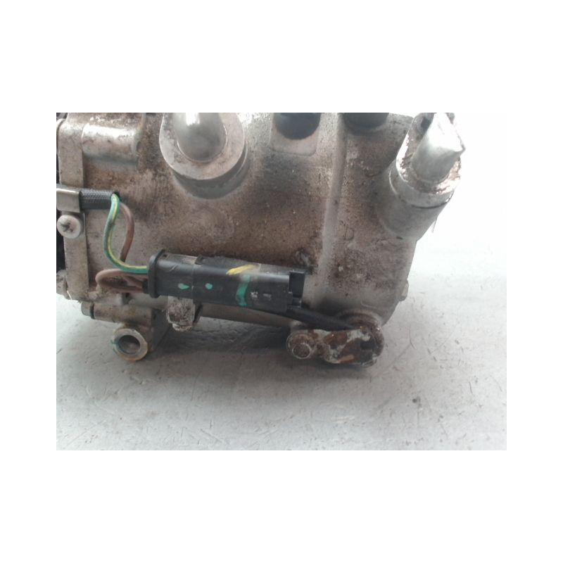 COMPRESSEUR AIR CONDITIONNE PEUGEOT 208