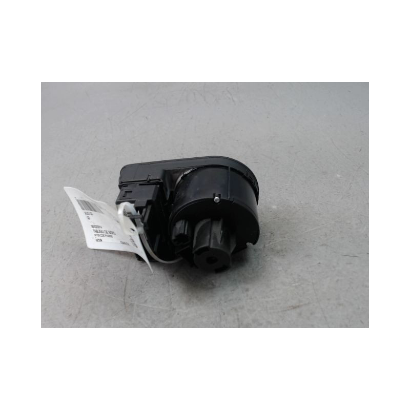 INTERIEUR COMMANDE PHARES AUDI Q3