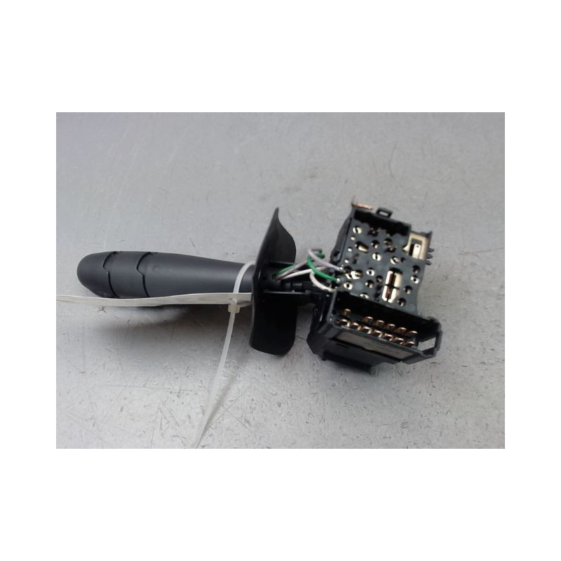 COMMANDE ECLAIRAGE RENAULT CLIO CAMPUS II Phase 1 2006-2009