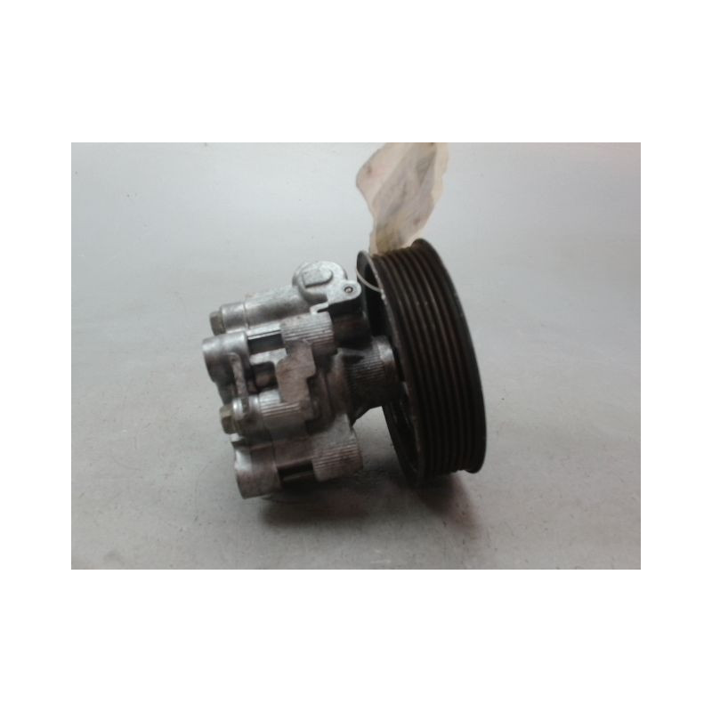 POMPE DIRECTION ASSISTEE CHRYSLER 300 C