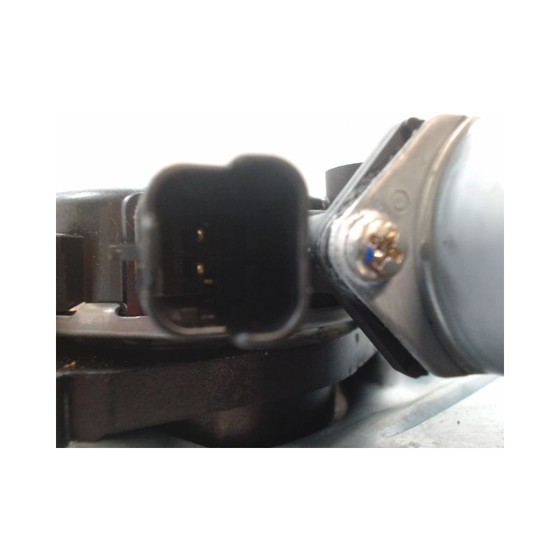 MECANISME+MOTEUR LEVE-GLACE ARRIERE DROIT M.G. ZS
