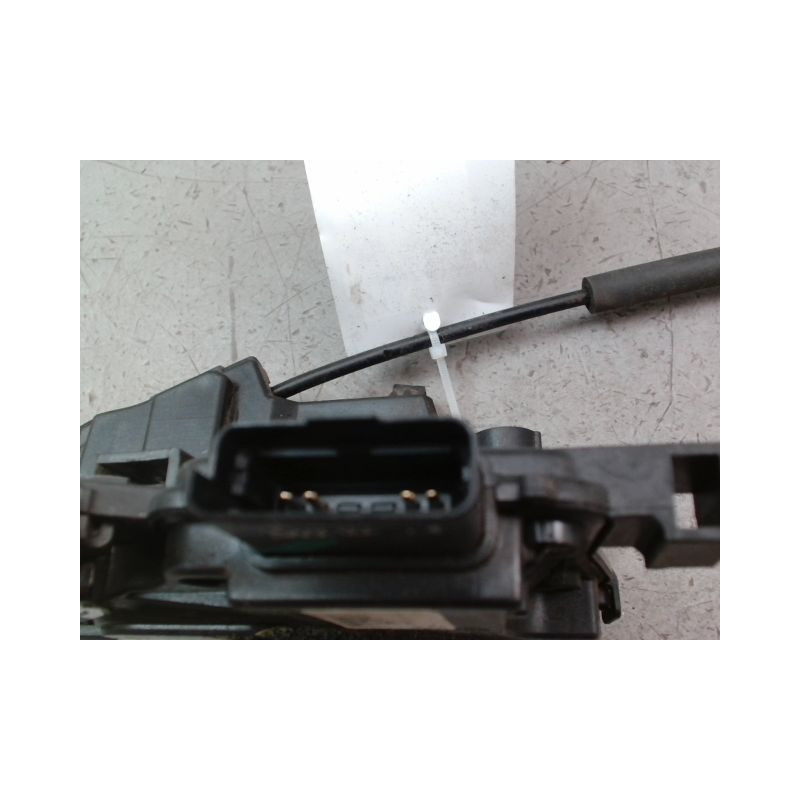 SYSTEME CONDAMNATION AVANT DROIT KIA SOUL 08-