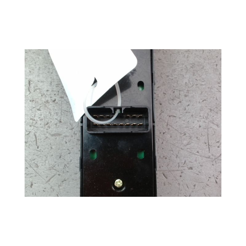 COMMANDE LEVE-GLACE PORTE AVG KIA SOUL 08-