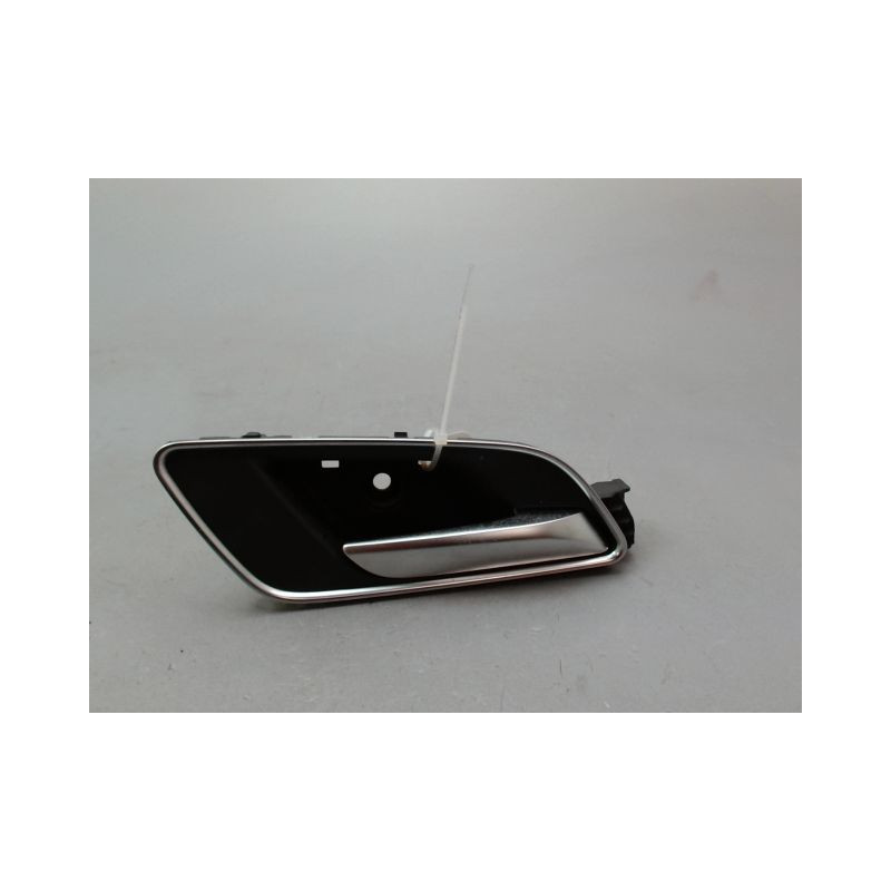 POIGNEE INTERIEURE PORTE AVANT DROIT M.G. MARVEL R