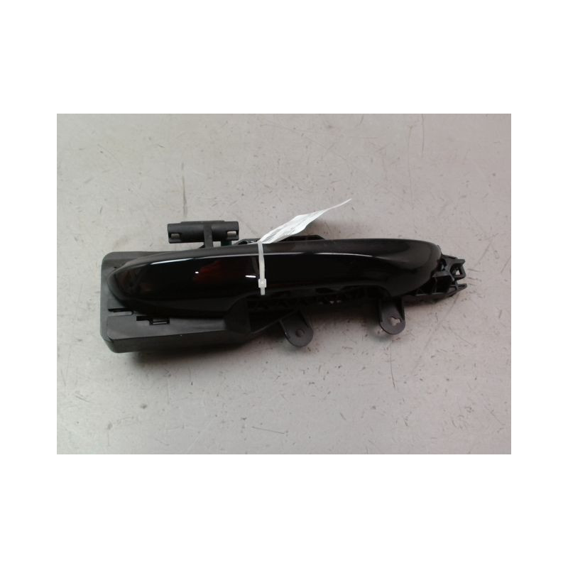 POIGNEE EXTERIEURE PORTE ARRIERE DROIT M.G. MG4
