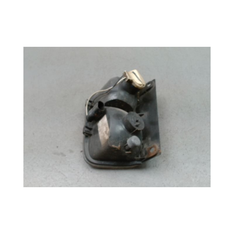 FEU DE PARE-CHOC ARRIERE DROIT OPEL VIVARO C1 F2700 4P