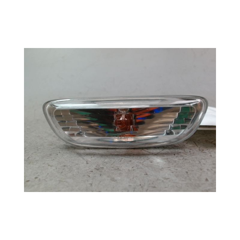 REPETITEUR AILE GAUCHE KIA CARENS 2002-