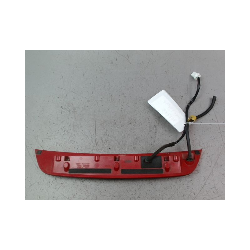 FEUX STOP SUPPLEMENTAIRE KIA CARENS 2002-