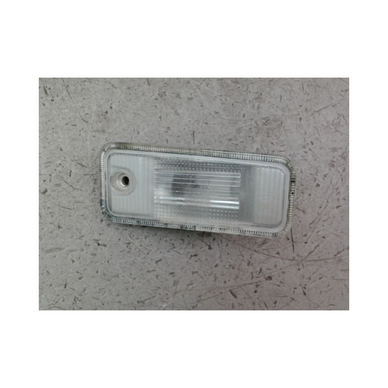 ECLAIREUR PLAQUE DE POLICE DROIT KIA CARENS 2002-