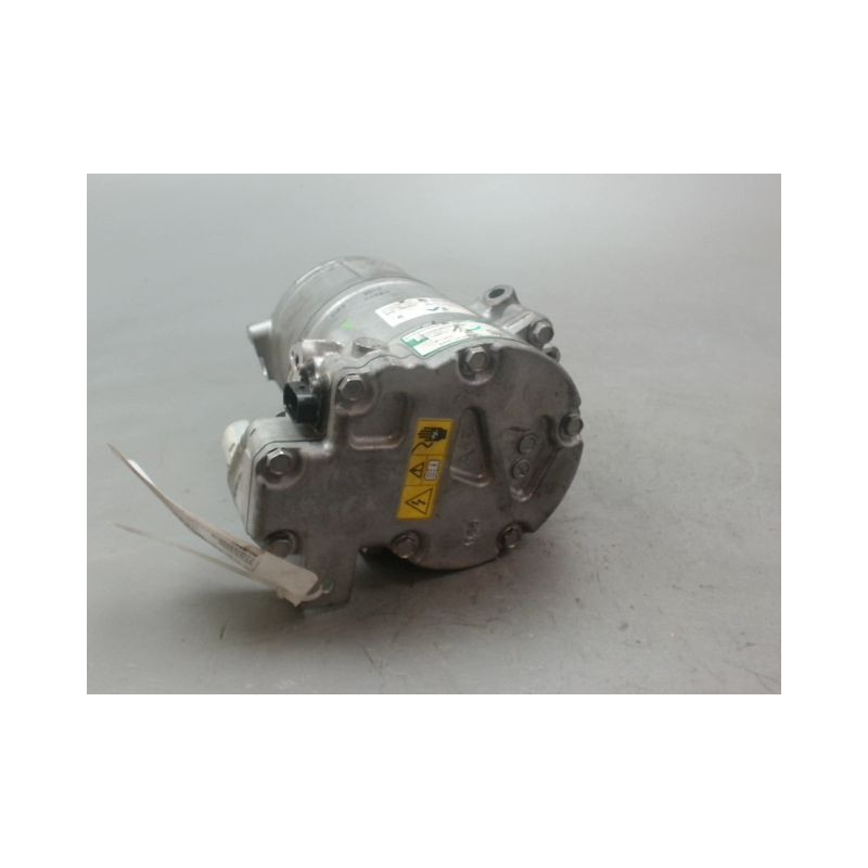 COMPRESSEUR AIR CONDITIONNE M.G. EHS