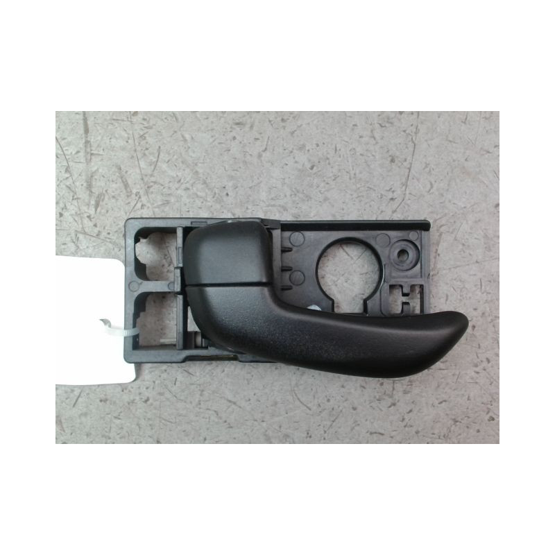 POIGNEE INTERIEURE PORTE ARRIERE GAUCHE HYUNDAI I 10 I Phase 1 2008-2010