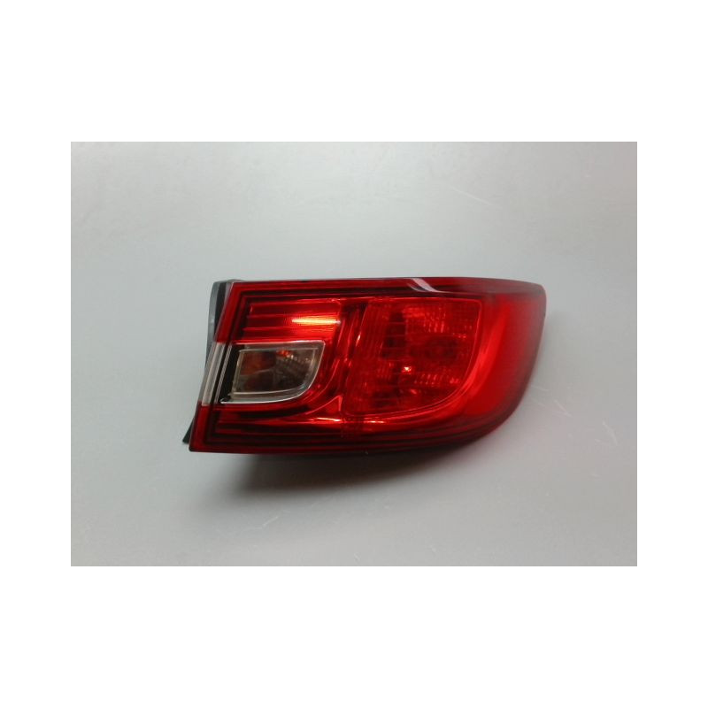 FEU ARRIERE DROIT RENAULT CLIO IV Phase 1 2012-...